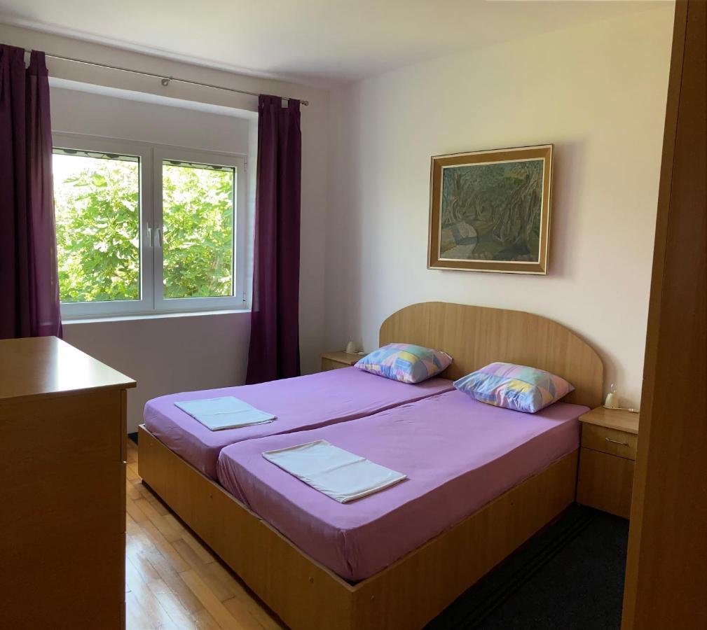 Apartman Carmak Ulcinj Exterior foto